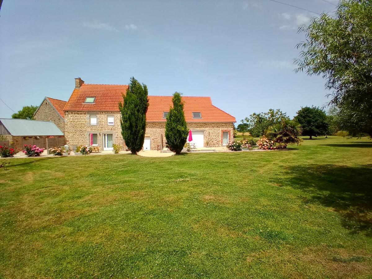 La Ferme D' Emerentine Bacilly Dış mekan fotoğraf